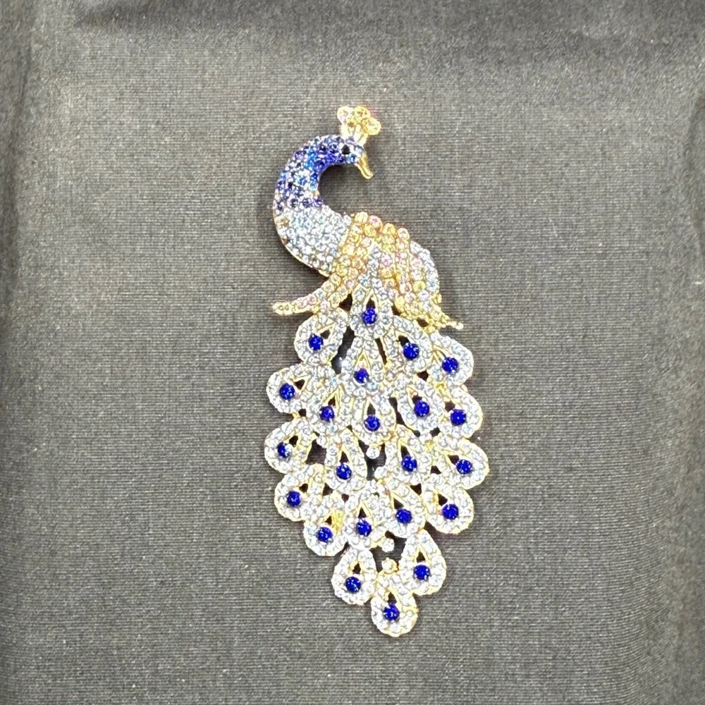 Vintage Style Peacock Bird Blue Rhinestone Crystal Cyan Bird Brooch Pin Pendant